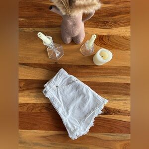 VINTAGE 910 Orange Tab High Rise Levi’s Cut-Off Shorts